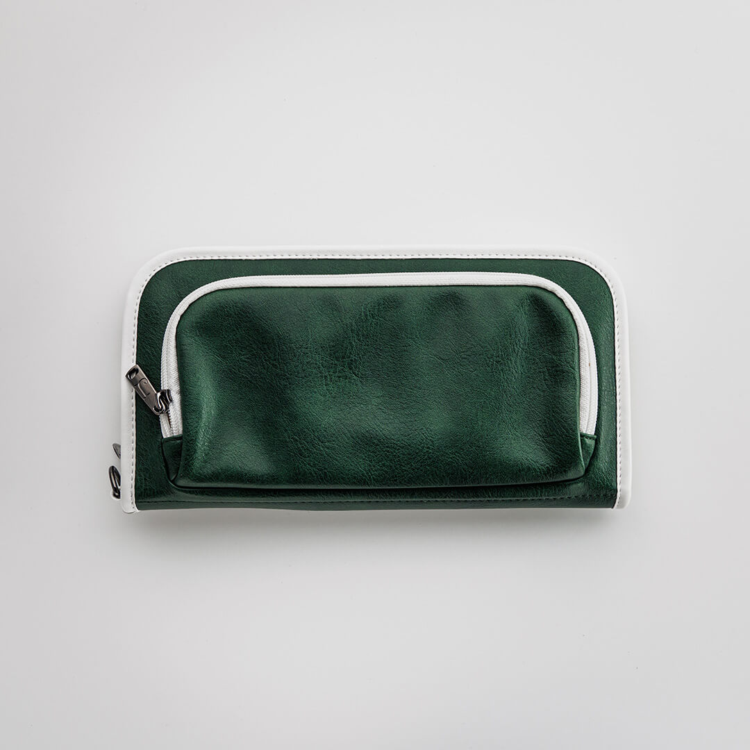 The Purist Vintage golf bag organizer pouch by Jolly Golf in green synthetic leather.